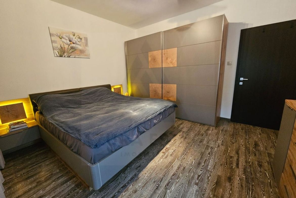 Apartament 3 camere la vilă 67 mp curte privată 147mp terasă acoperită