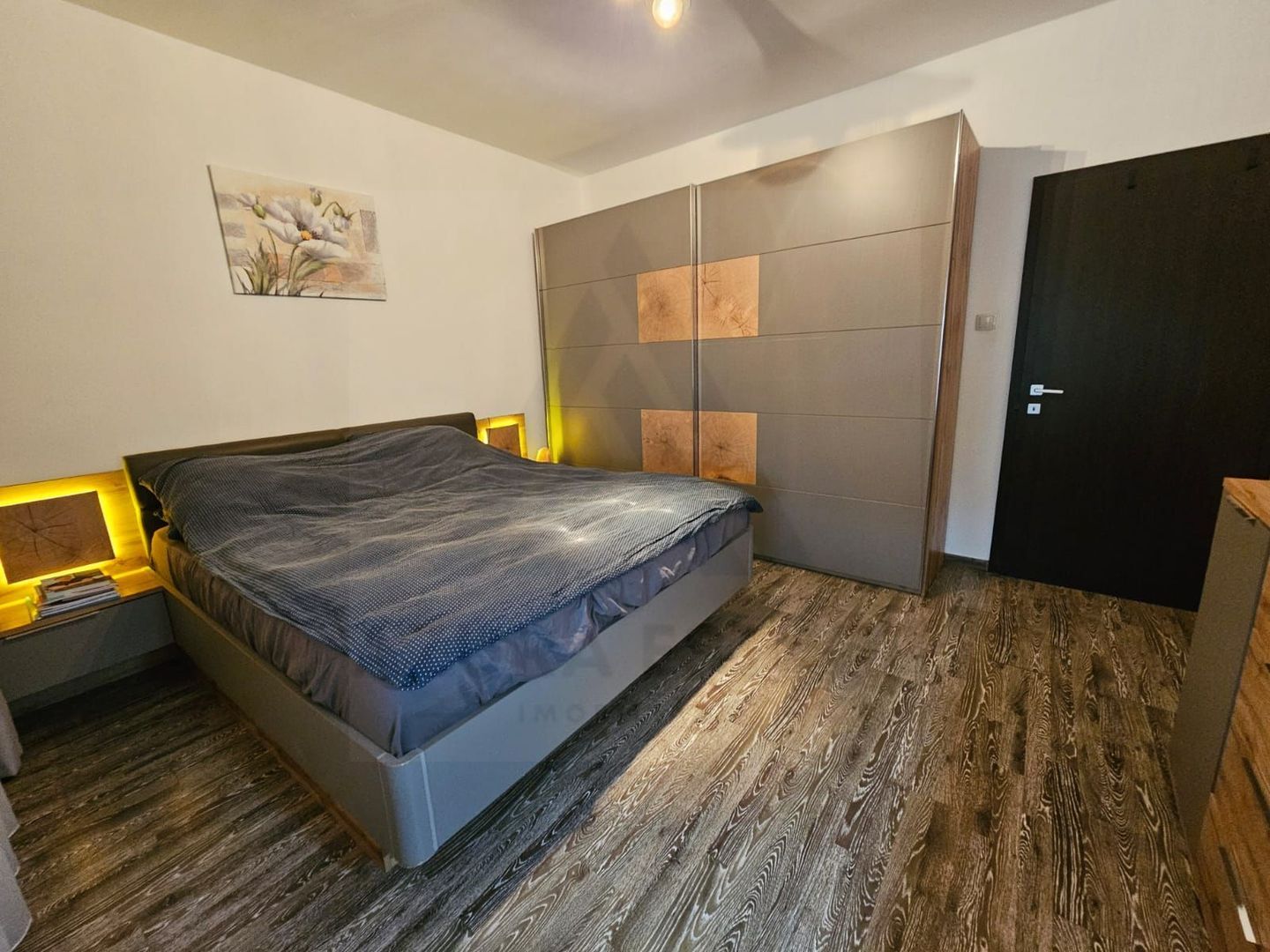 Apartament 3 camere la vilă 67 mp curte privată 147mp terasă acoperită