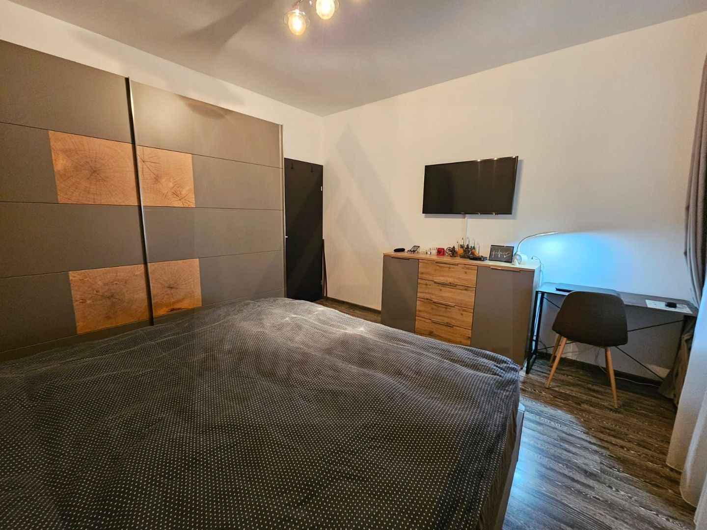 Apartament 3 camere la vilă 67 mp curte privată 147mp terasă acoperită