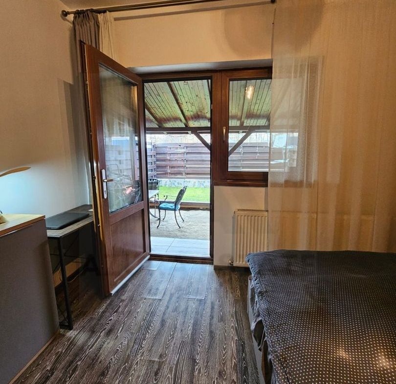 Apartament 3 camere la vilă 67 mp curte privată 147mp terasă acoperită