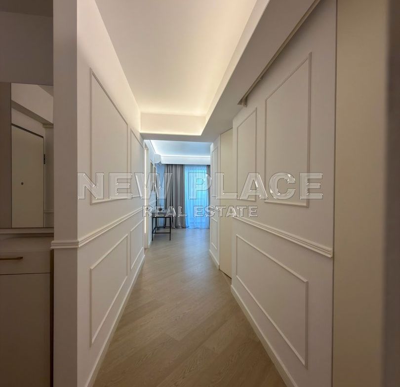 [VIDEO] CORTINA NORTH | Bucatarie inchisa | 1,100 Eur+TVA|Terasa 30 mp