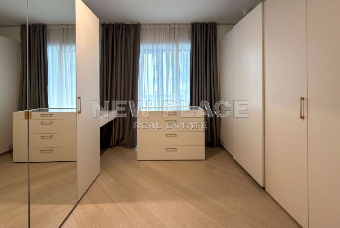 [VIDEO] CORTINA NORTH | Bucatarie inchisa | 1,100 Eur+TVA|Terasa 30 mp