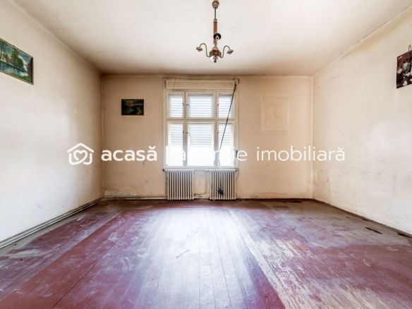 Casă solidă din cărămidă cu potențial EXCEPȚIONAL pe Calea Timișorii