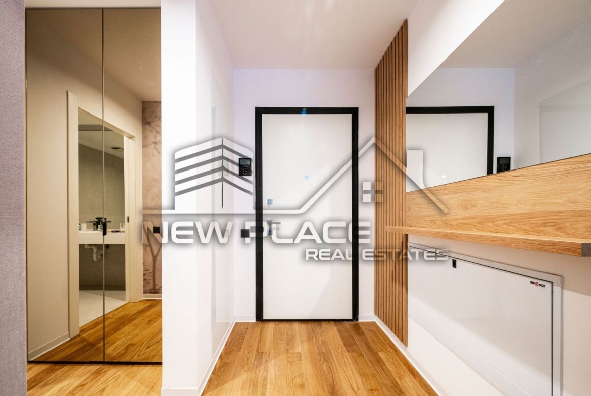 Yacht KID | Apt exclusivist | 261,000+TVA | Bucatarie inchisa | LUX