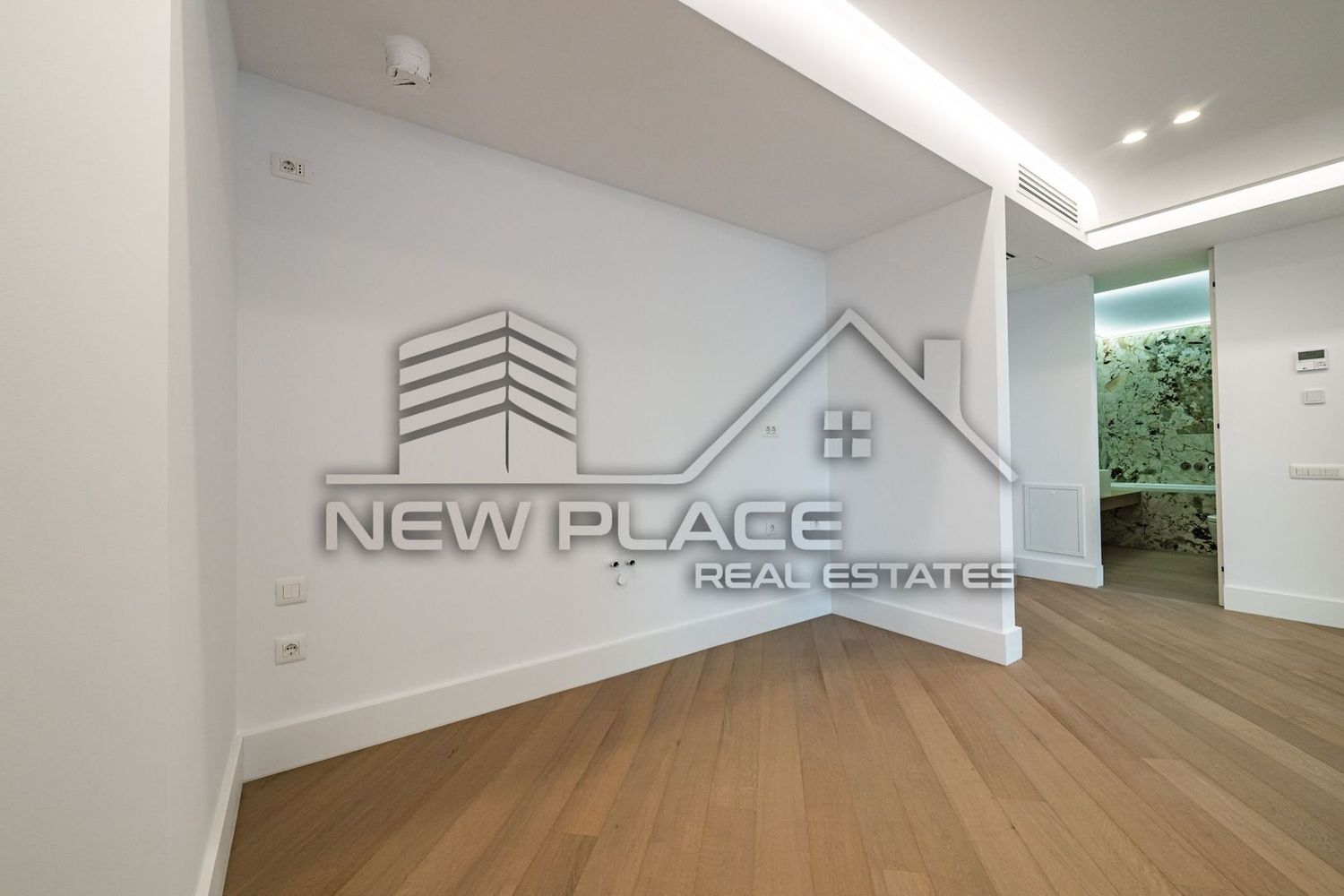 anBn-6877 IANCU NICOLAE | Apt exclusivist | 241,800+TVA | Terasa de 13.1 | Lux