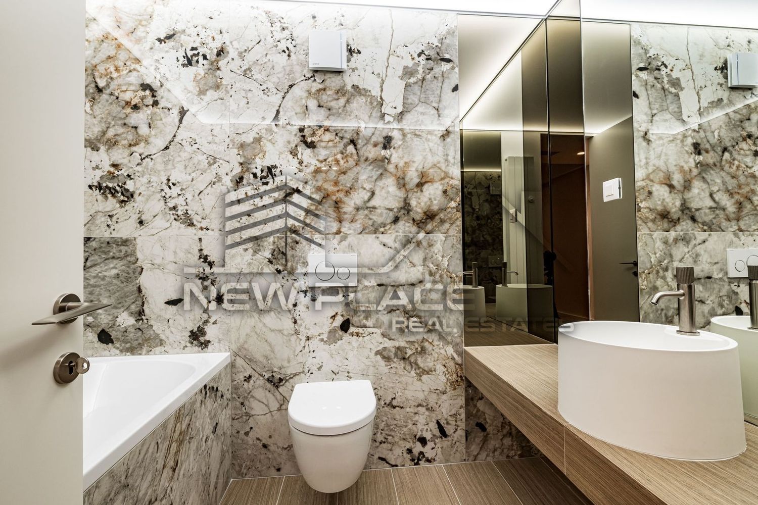 anBn-6928 IANCU NICOLAE|Apt exclusivist| 300,390+TVA | Terasa 11.9 | 2 bai | Lux