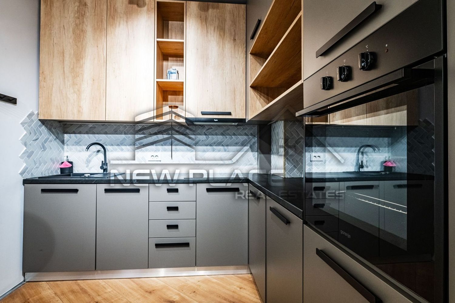 [VIDEO] 4City North | Apartament exclusivist | Vedere curtea interioara | Lux
