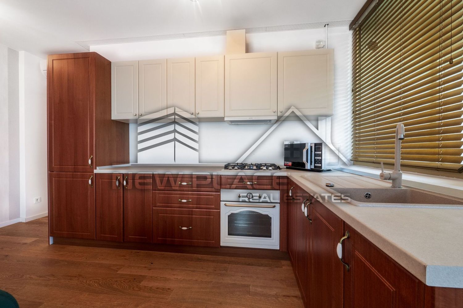 Aviatiei Park | Apartament deosebit | Vedere libera spre curtea interioara | Lux