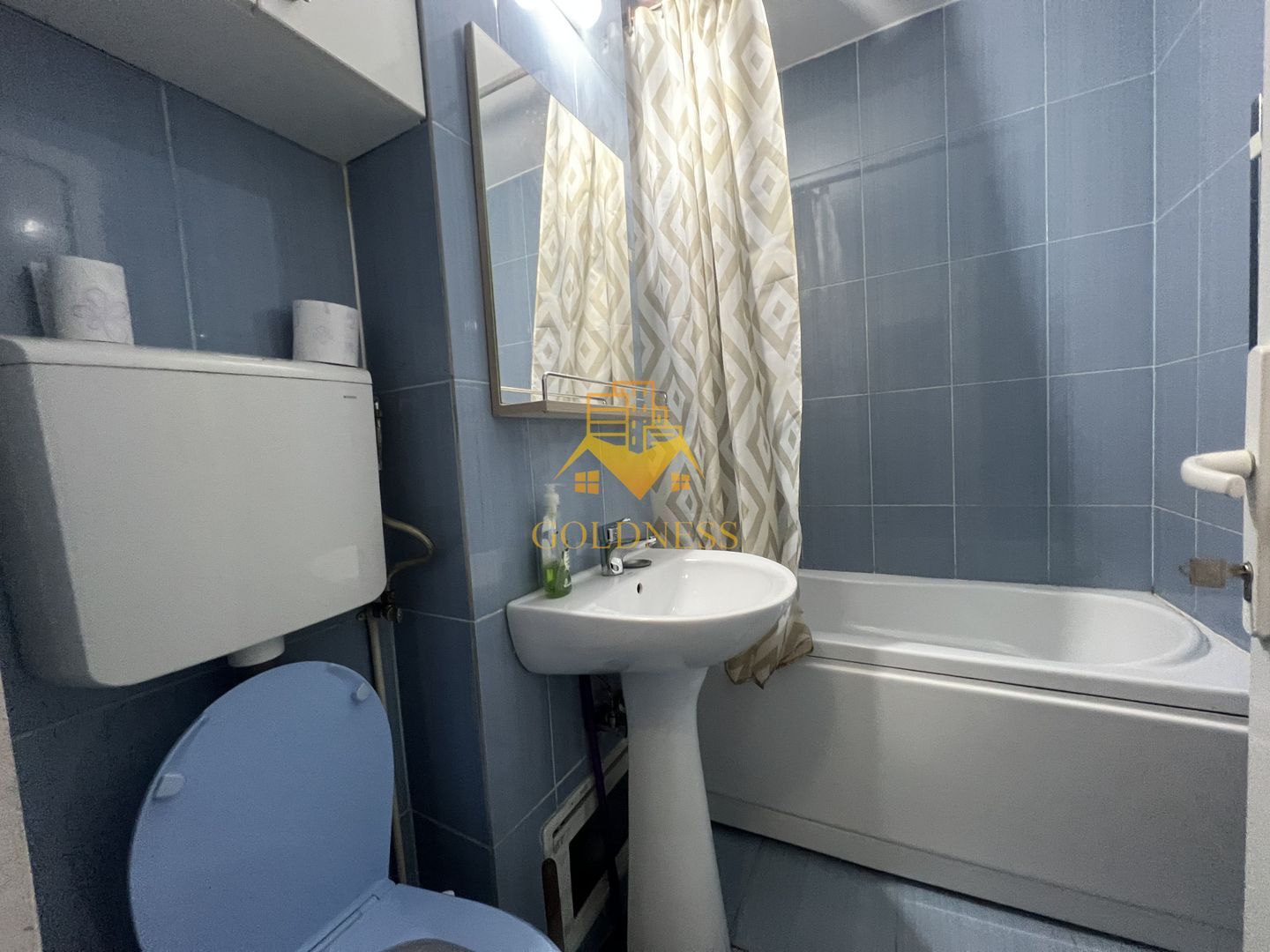 2 camere decomandate, modern, zona Piata Flora, Manastur