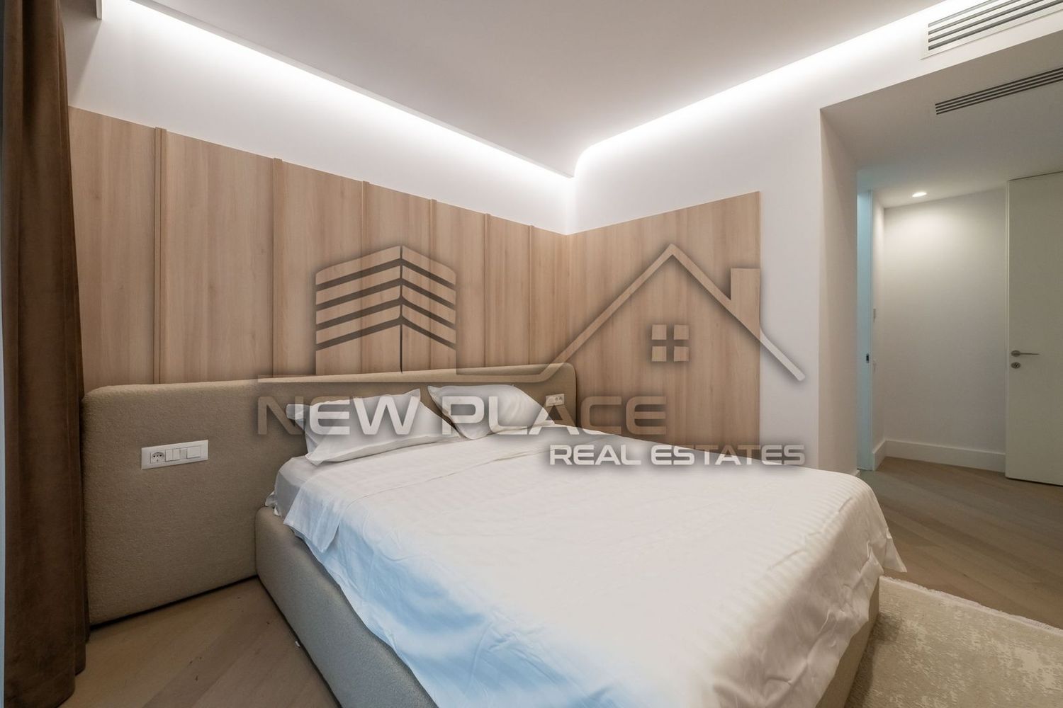CORTINA 126 | Apt exclusivist | 270,000+TVA | Terasa 40 mp | ULTRA LUX