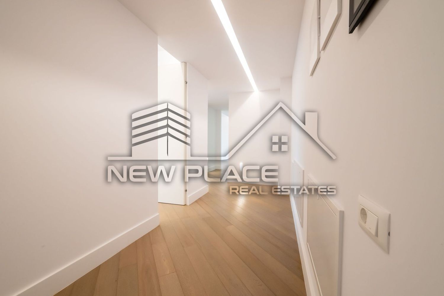 CORTINA 126 | Apt exclusivist | 410,000+TVA | Terasa 20 mp | ULTRA LUX