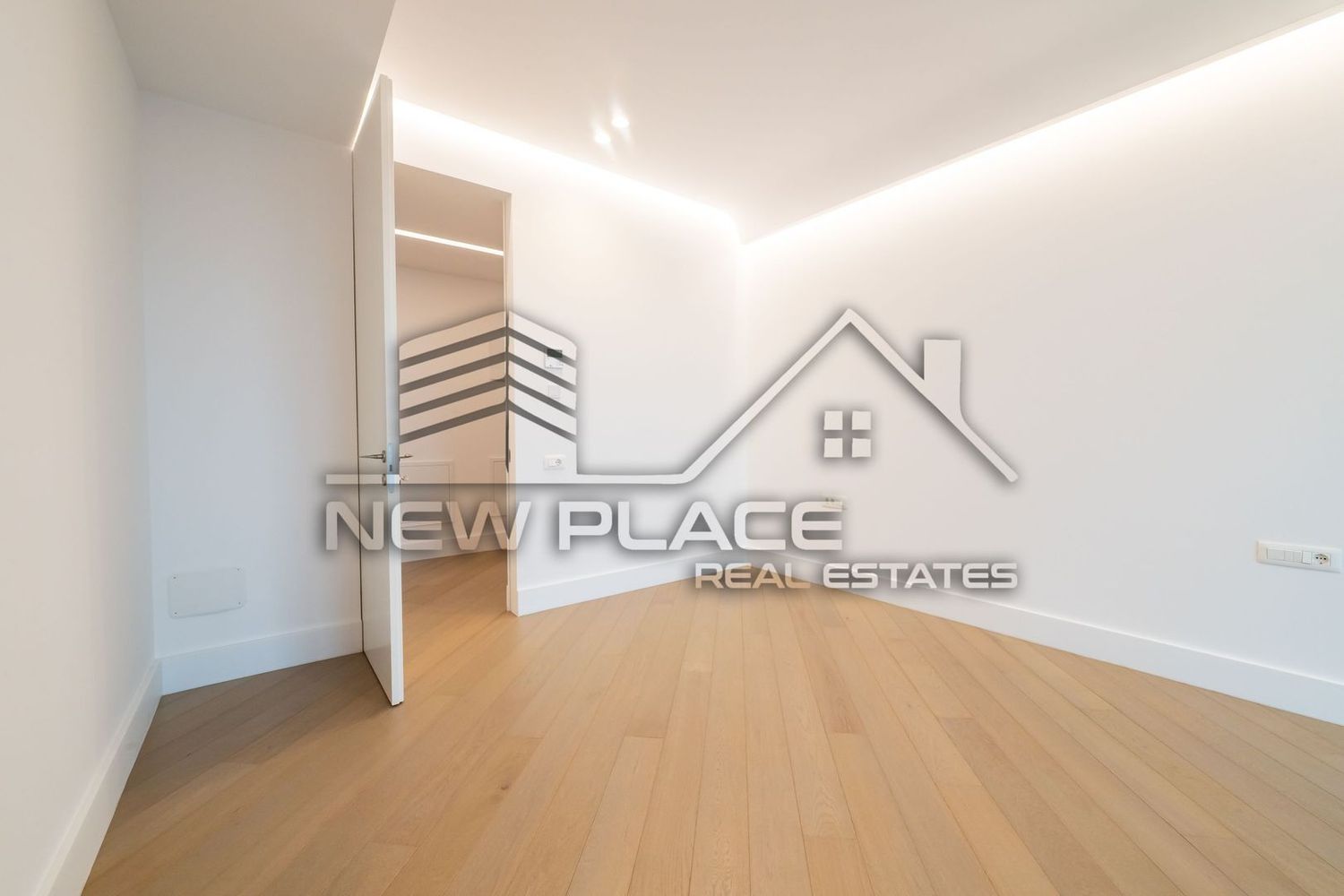 CORTINA 126 | Apt exclusivist | 410,000+TVA | Terasa 20 mp | ULTRA LUX