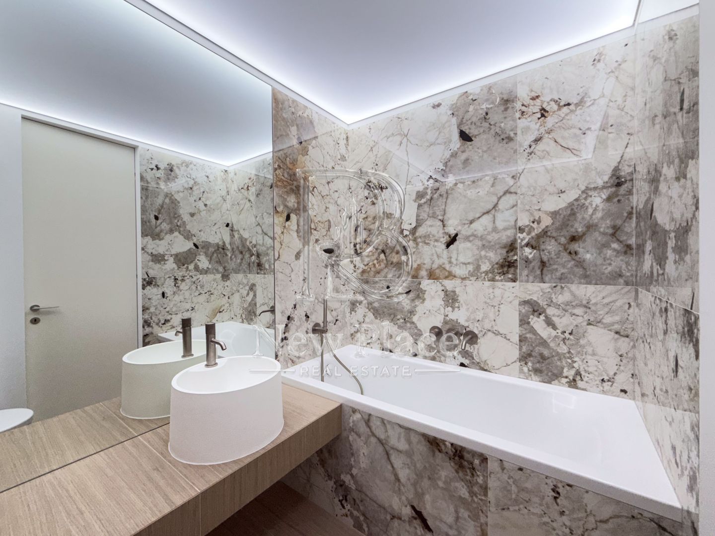 [VIDEO] CORTINA 126 | Apartament exclusivist | Terasa 24 mp | View liber | LUX