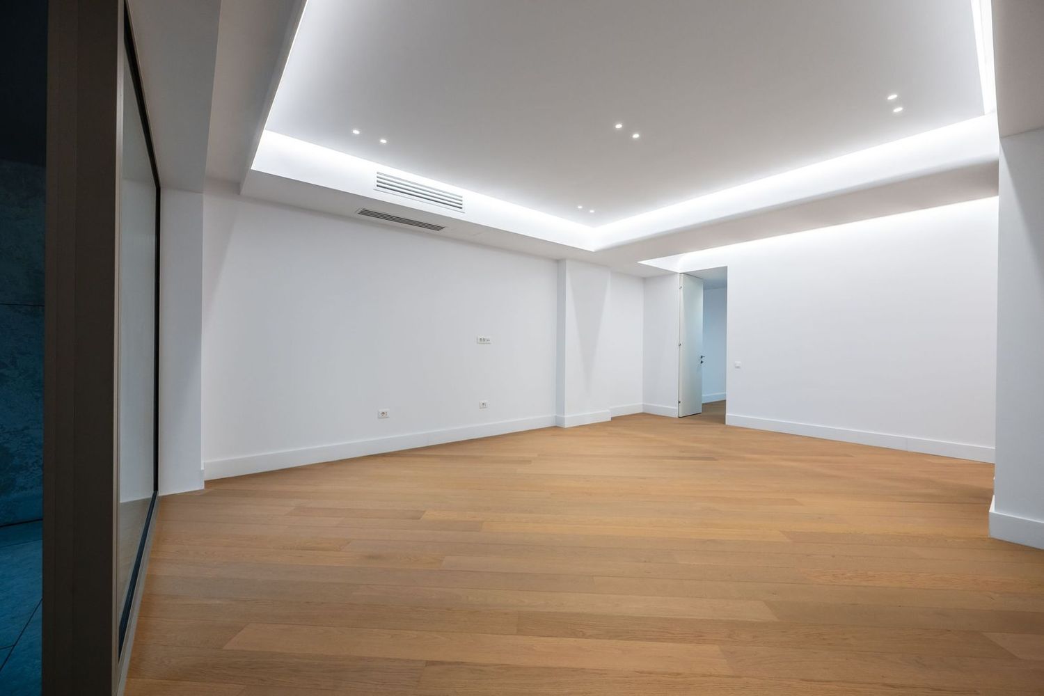 CORTINA 126 | Apartament exclusivist | Vedere dubla | 2,900 Eur/mpc | LUX
