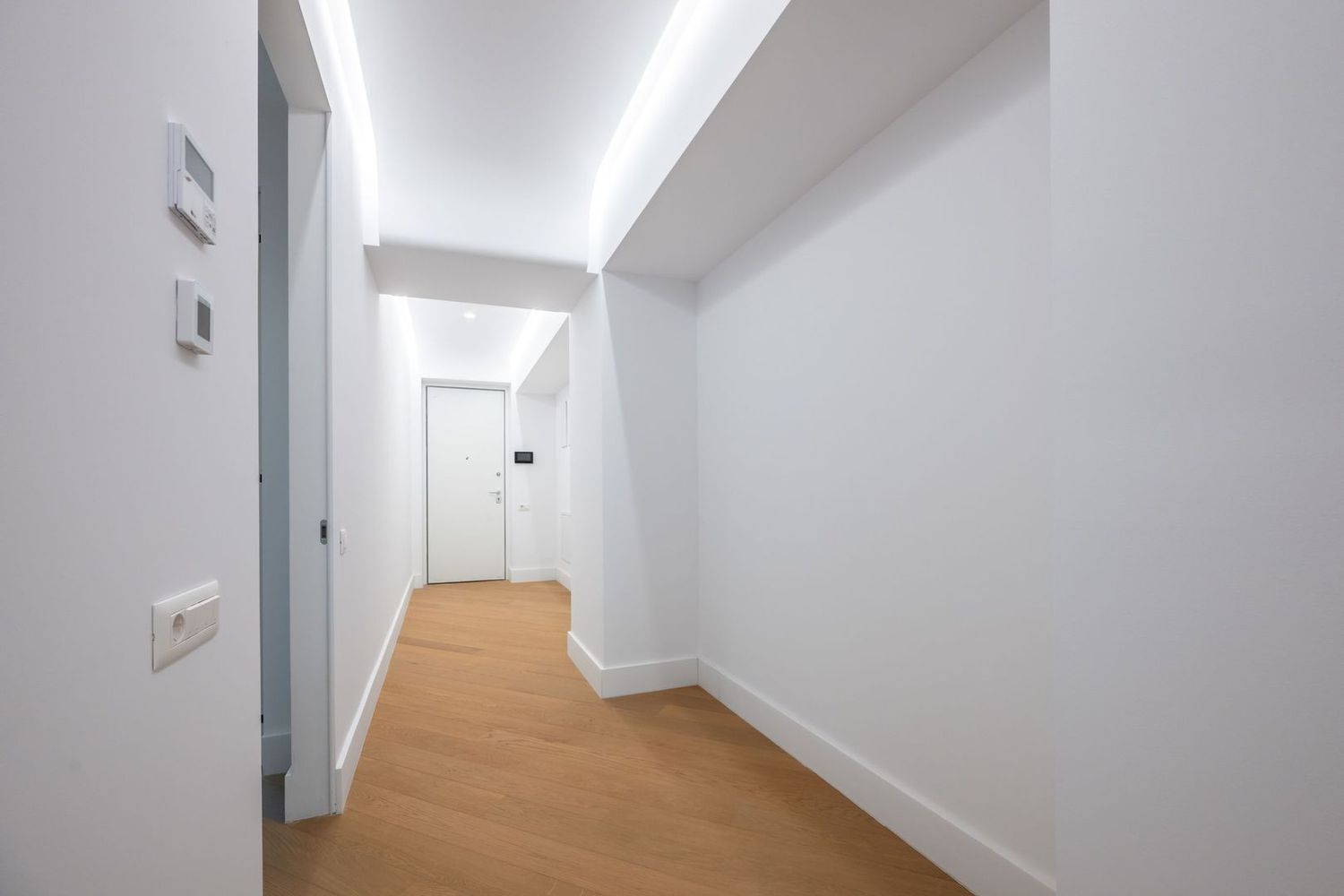 CORTINA 126 | Apartament exclusivist | Vedere dubla | 2,900 Eur/mpc | LUX