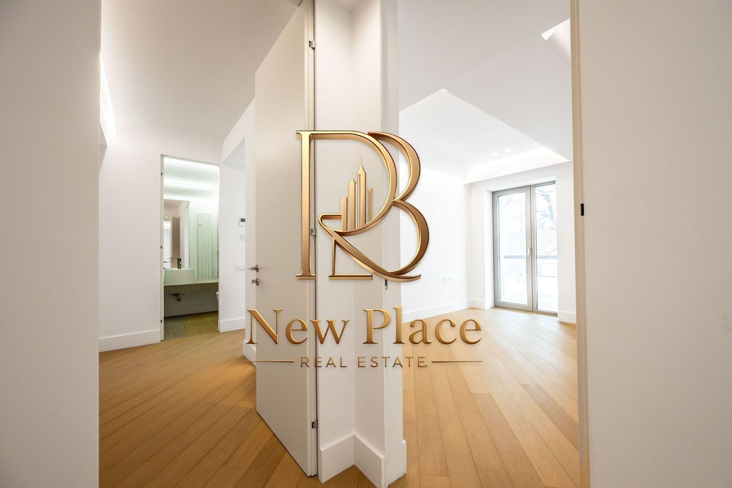 IANCU NICOLAE | Ultra Lux | Oportunitate | 2,500 Eur/mpc | Terasa de 23.5 mp