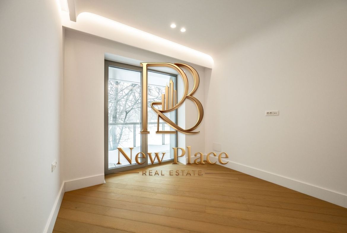 IANCU NICOLAE | Ultra Lux | Oportunitate | 2,500 Eur/mpc | Terasa de 23.5 mp