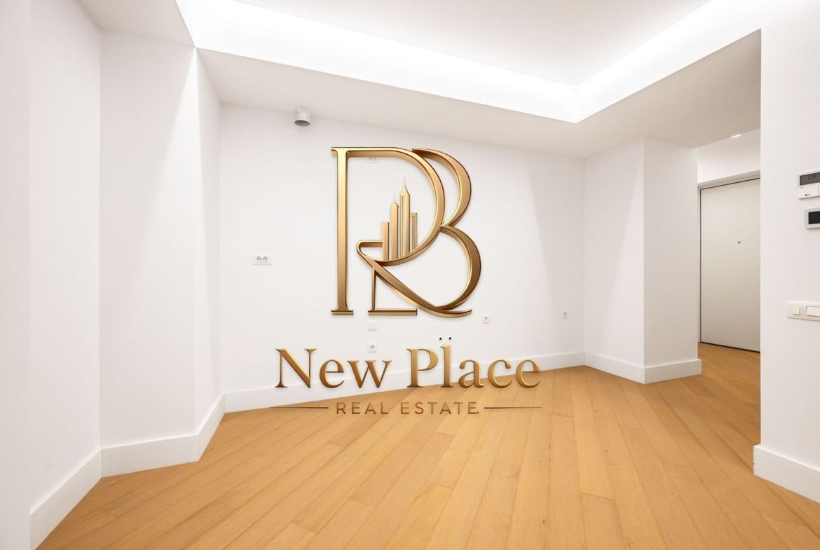 CORTINA 126 | Ultra Lux | Exclusivitate | 2,500 Eur/mpc | Terasa de 13 mp