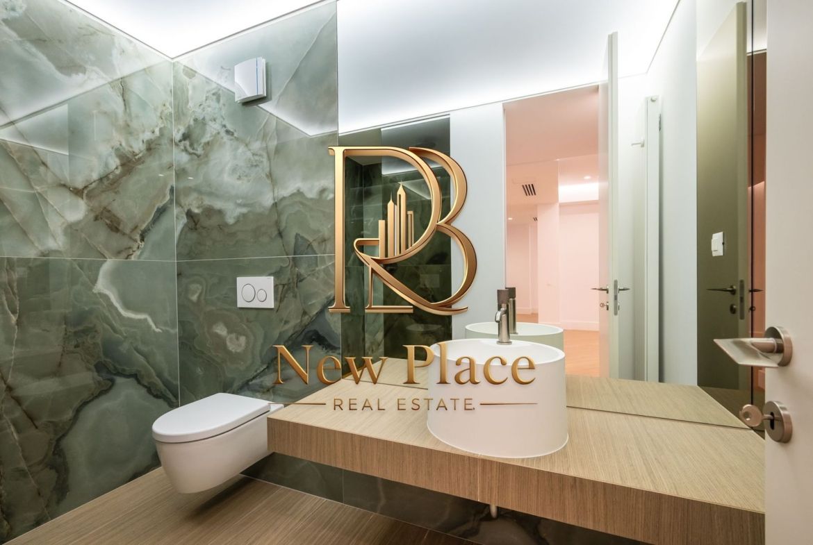 CORTINA 126 | Ultra Lux | Exclusivitate | 2,500 Eur/mpc | Terasa de 13 mp