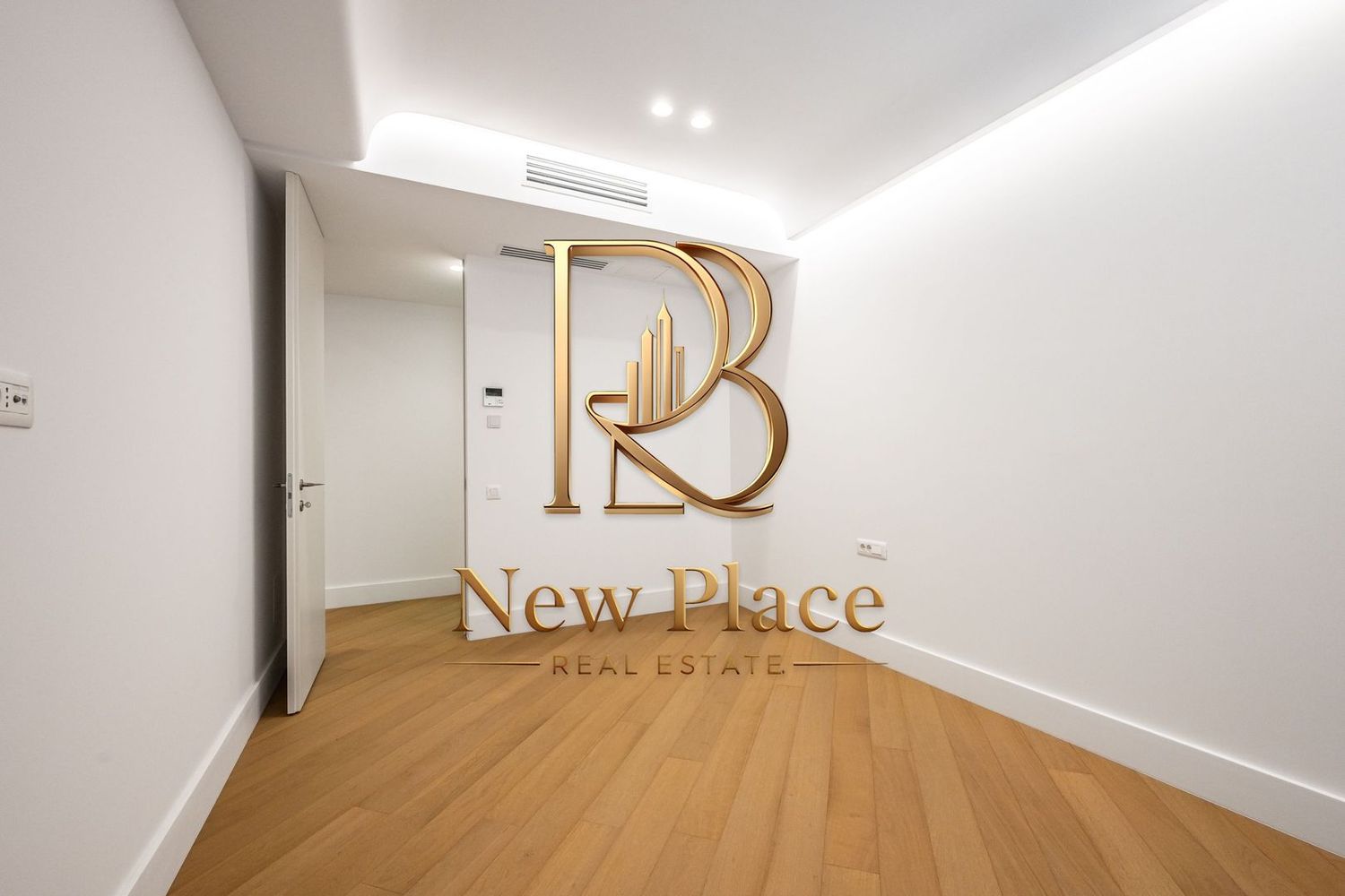 anBn-7329 CORTINA 126 | Ultra Lux | Exclusivitate | 2,500 Eur/mpc | Terasa de 13 mp
