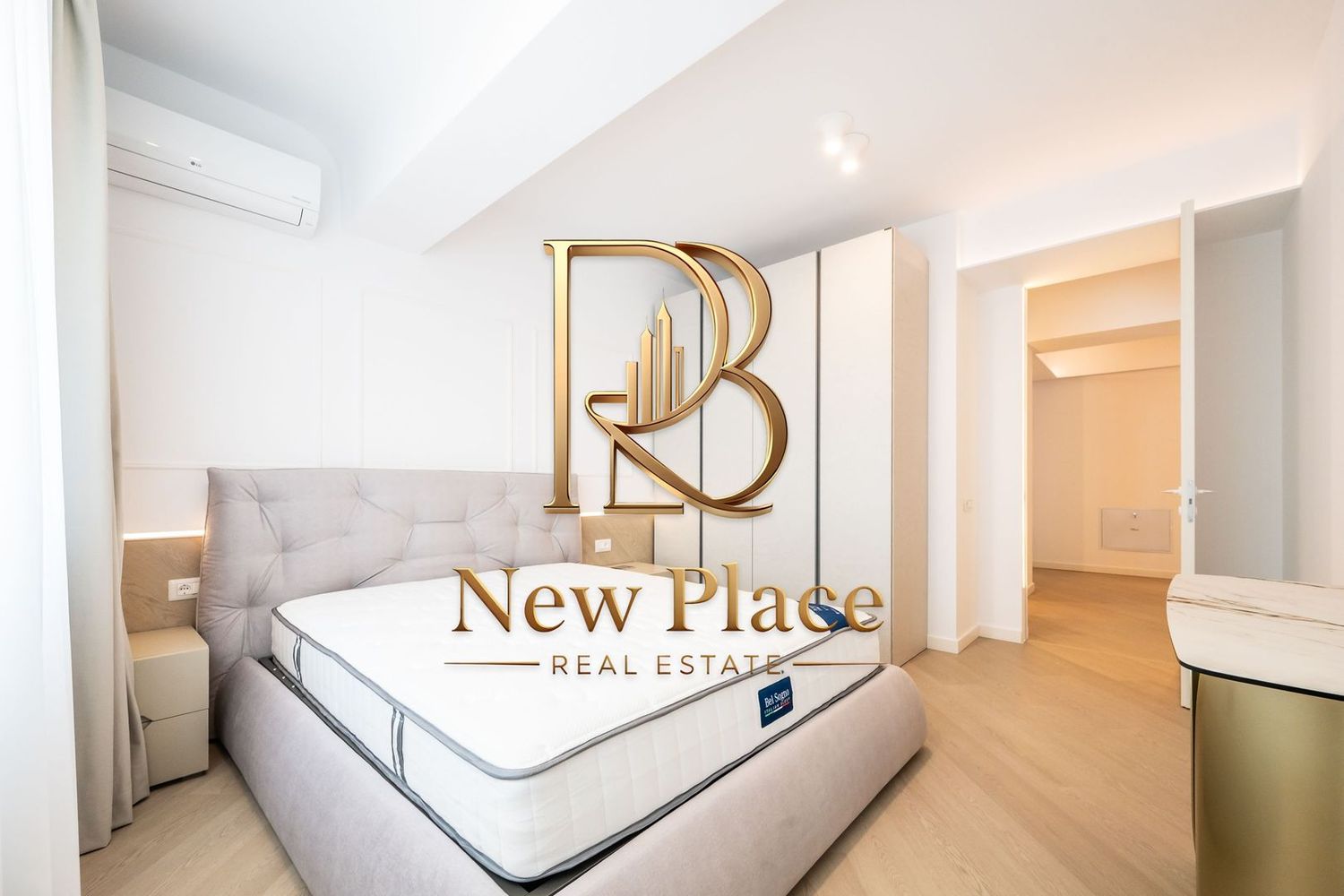 [VIDEO] CORTINA NORTH | 1,150 Eur + TVA | Mobila Rovere | View liber | LUX