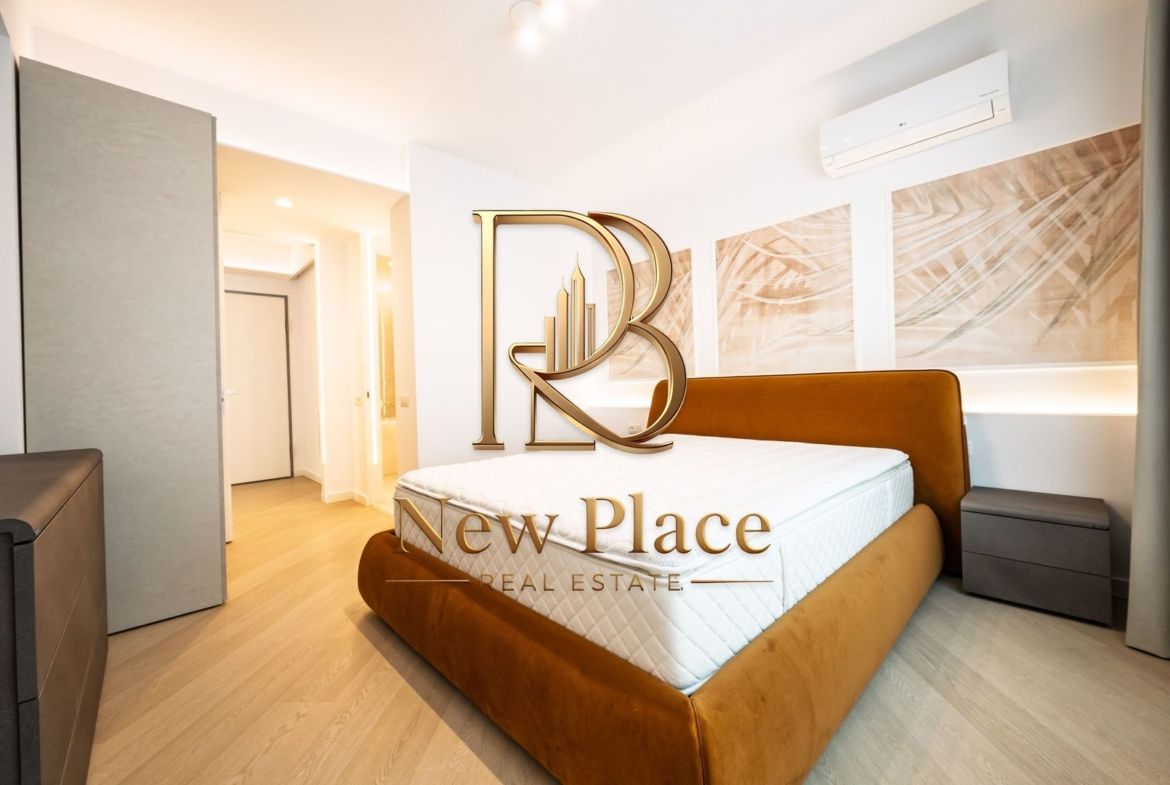 [VIDEO] CORTINA NORTH | 1,150 Eur + TVA | Mobila Rovere | View liber | LUX