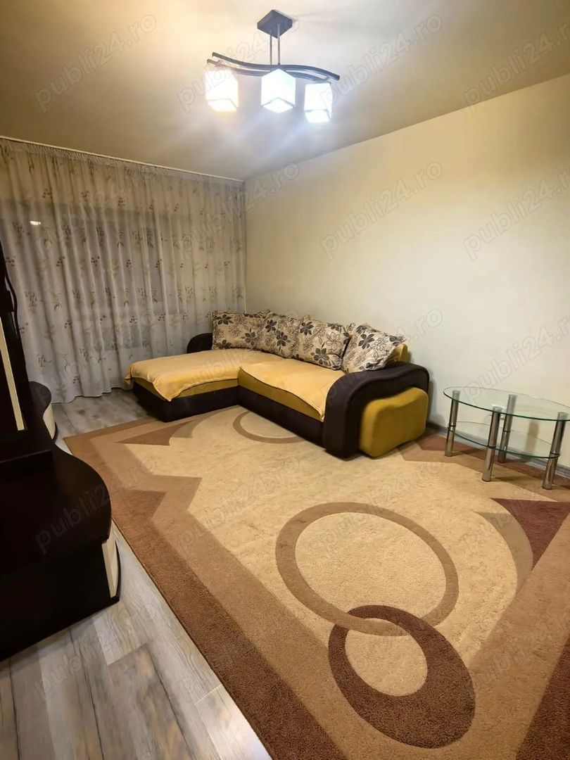 De  inchiriat apartament cu 2 camere zona Gării, Universitate, 380 E