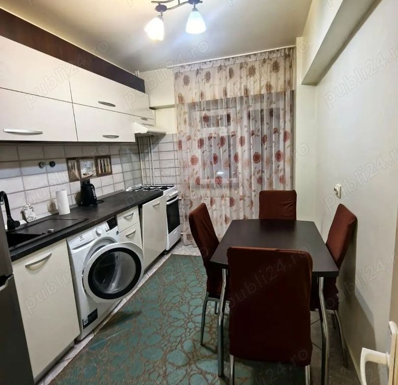De  inchiriat apartament cu 2 camere zona Gării, Universitate, 380 E