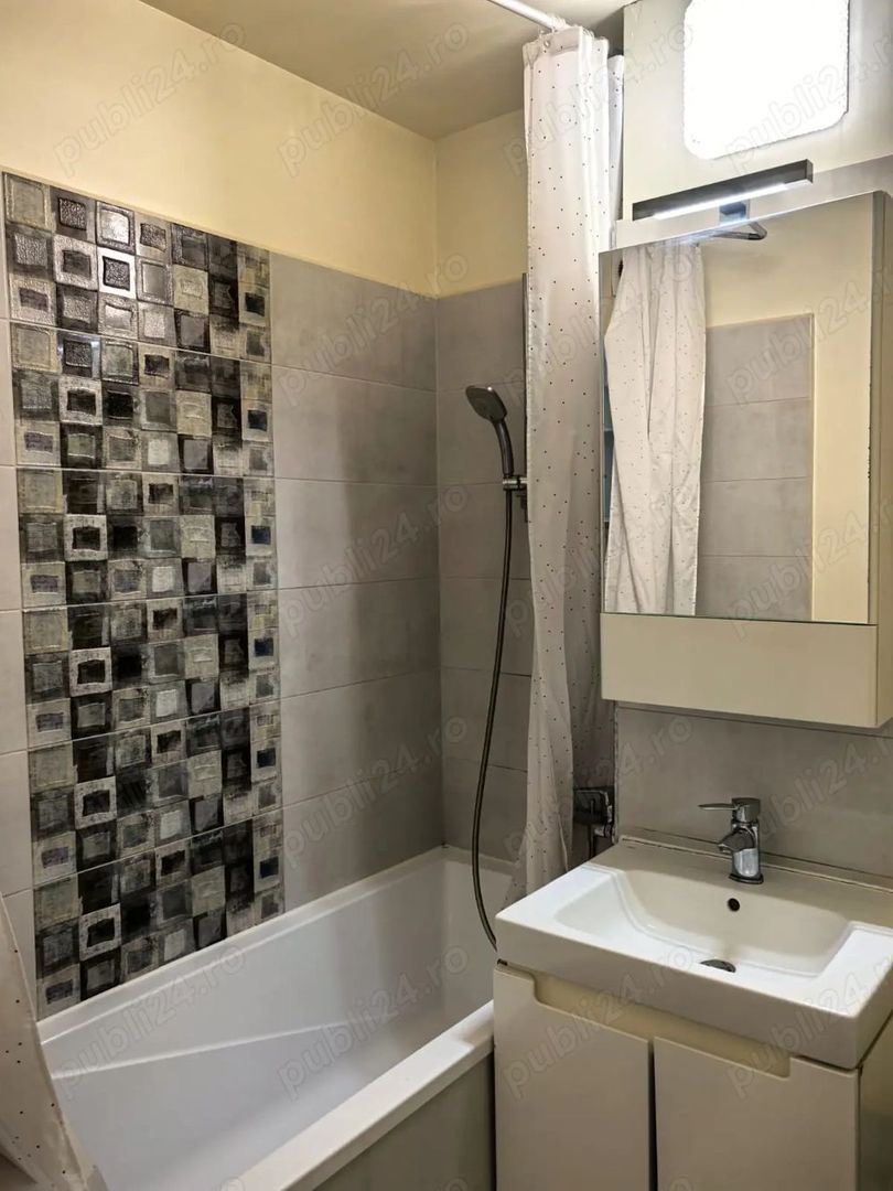 De  inchiriat apartament cu 2 camere zona Gării, Universitate, 380 E