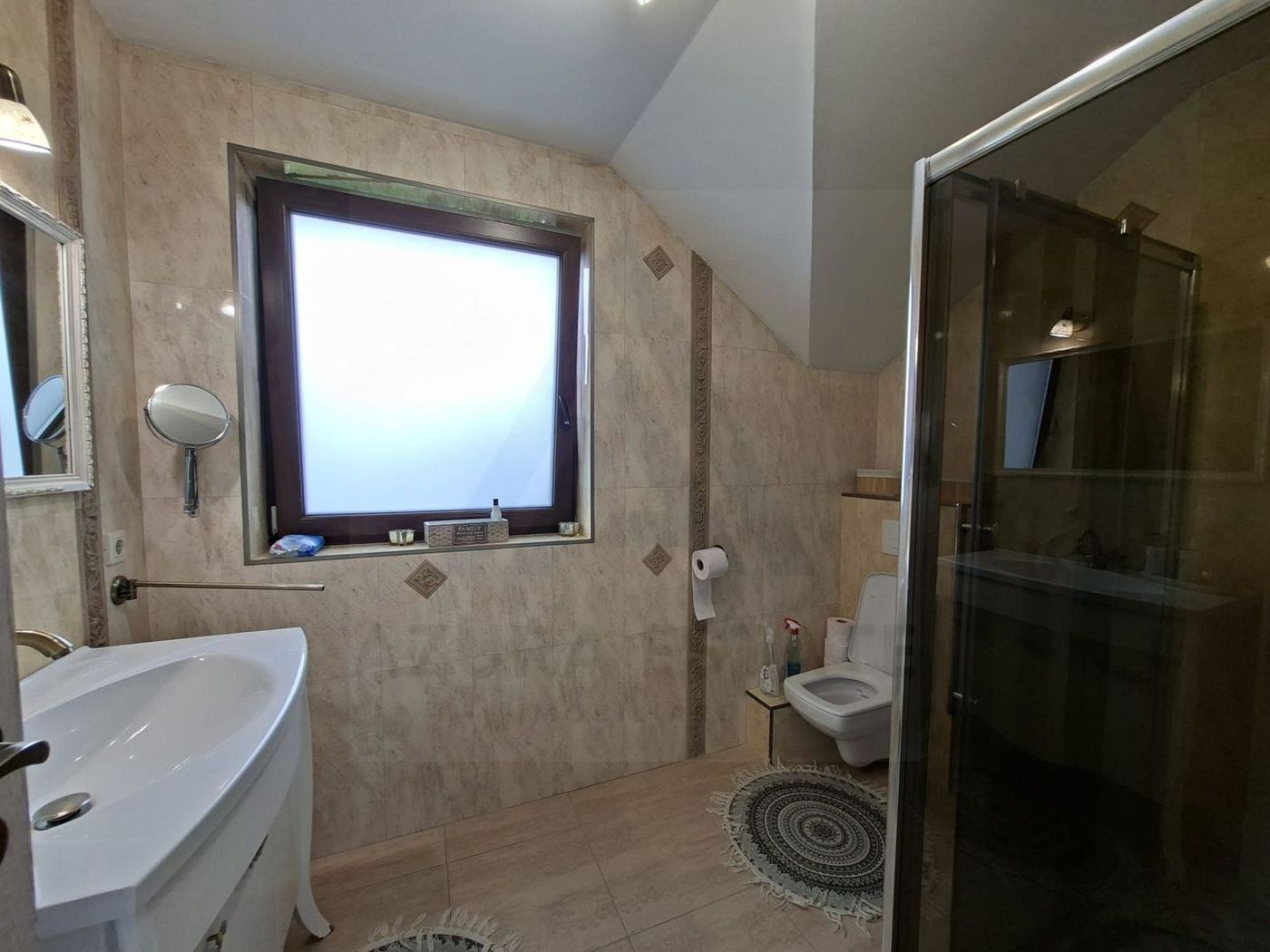 Casa individuala 149 mp utili S+P+M cu pivnita si pod in Selimbar