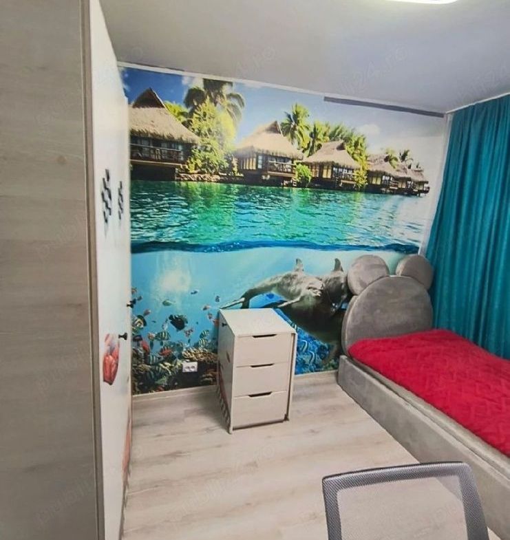 inchiriez apartament 3 camere Micro 16