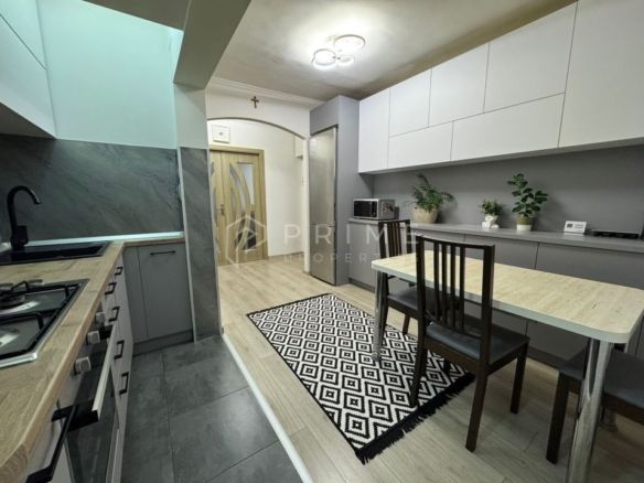 Apartament cu 3 camere, decomandat – Cartier Tudor- Mobilat și utilat