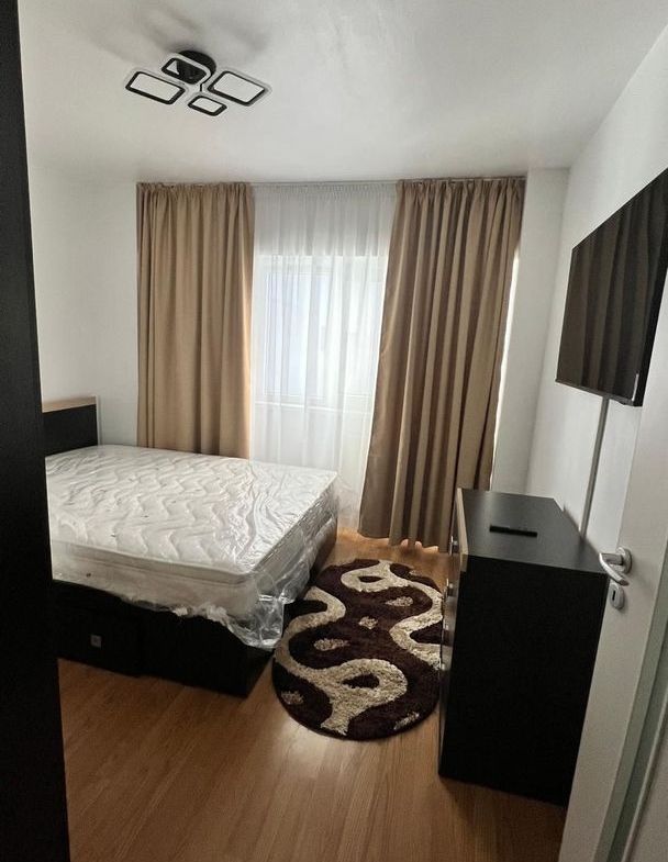 De inchiriat apartament cu 2 camere, etaj 1, zona Neacsu, 400 euro