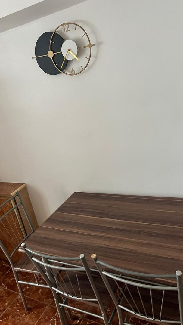 anBn-8657 De inchiriat apartament cu 2 camere, etaj 1, zona Neacsu, 400 euro