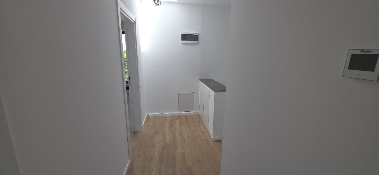 anBn-8798 Giulesti duplex P+1 4 camere de vanzare