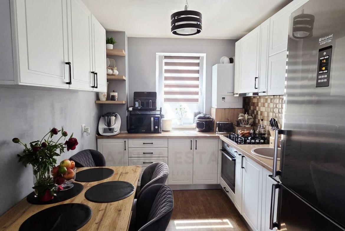 Apartament 3 camere 67 mp utili etaj 2 cu 2 locuri de parcare Turnisor