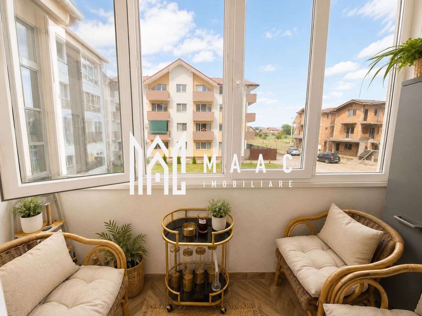anBn-9020 Apartament 3 camere | Etaj 1 | 2 bai | 2 Balcoane | Bloc nou