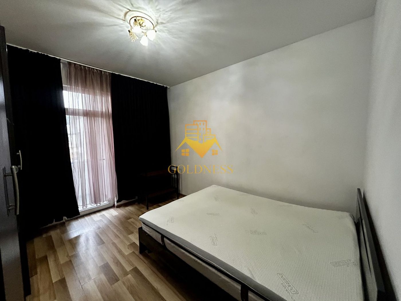 2 camere open space, Parcare, Zona Sub Cetate, Mega Image, Floresti