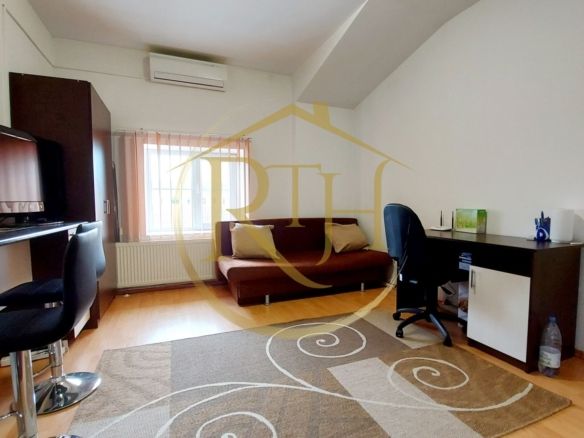 Oferim spre inchiriere garsoniera,  zona Soarelui langa Sud Plaza