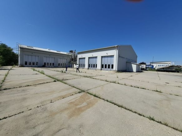 Distribuție /productie 3800 mp -constructie /14.000 mp curte.