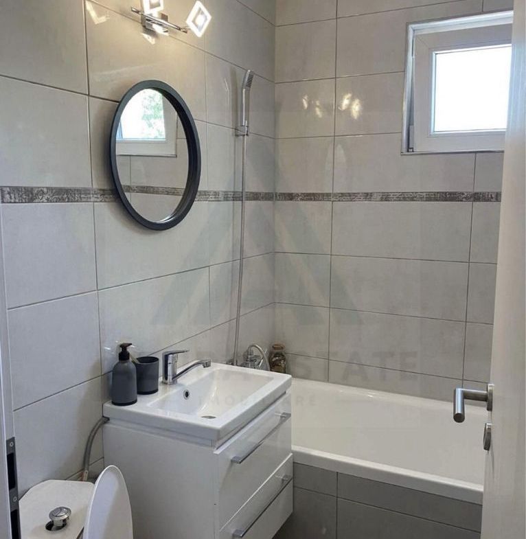 Apartament cu 2 camere 45 mp balcon etaj 2 in zona Rahovei