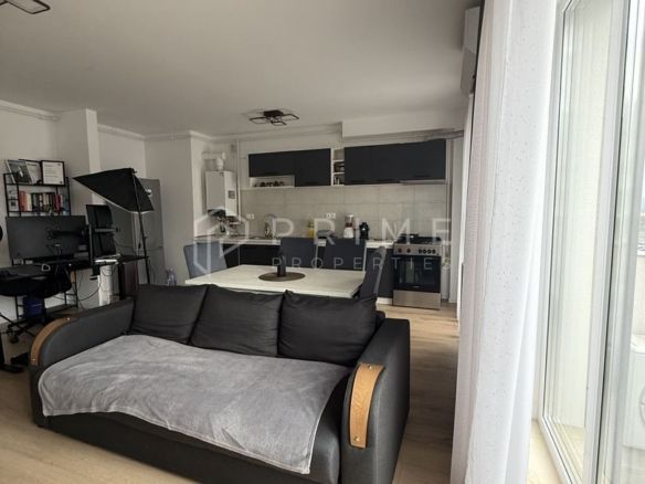 Apartament modern și luminos în Maurer Residence