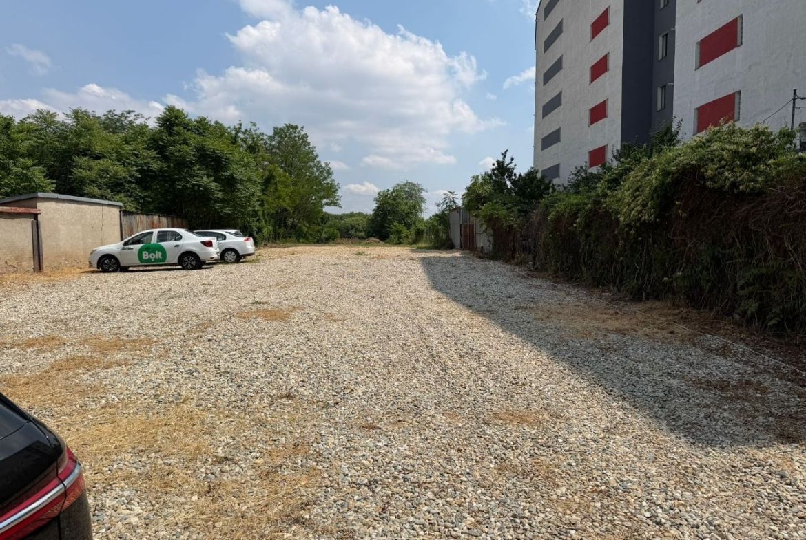 Gilesti teren 1750 mp urbanism P+4 de vanzare