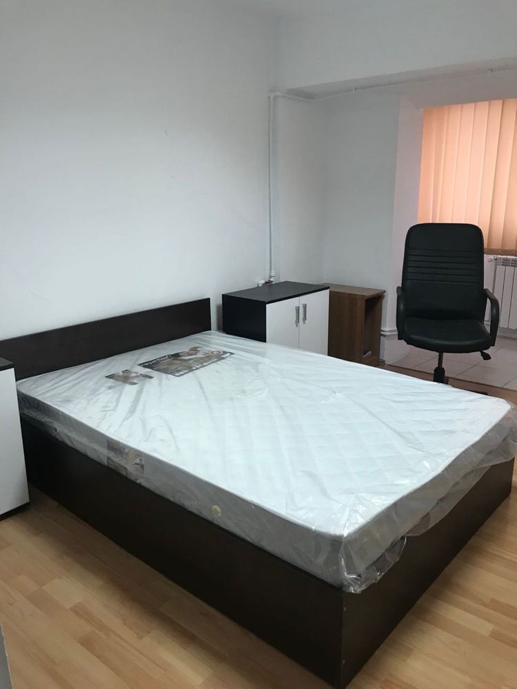Vand 3camere mare stradal din Blvdul Decebal Bucuresti