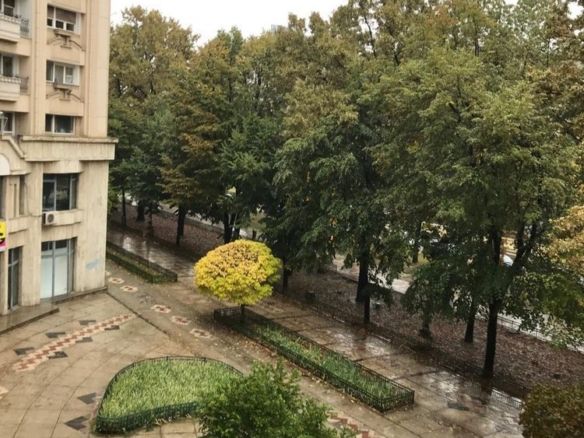Vand aparatament 3 camere decomandat bdul Unirii, fantani