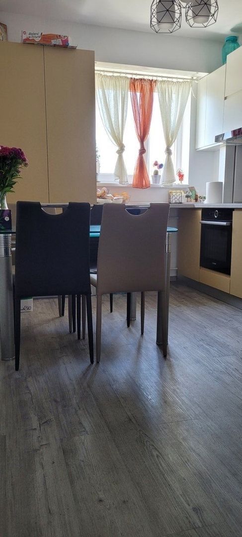 Apartament 3 camere Timpuri Noi – Mall Vitan (Bloc dupa 2000)