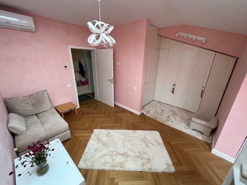 Apartament  cu 3 camere in Aviatiei