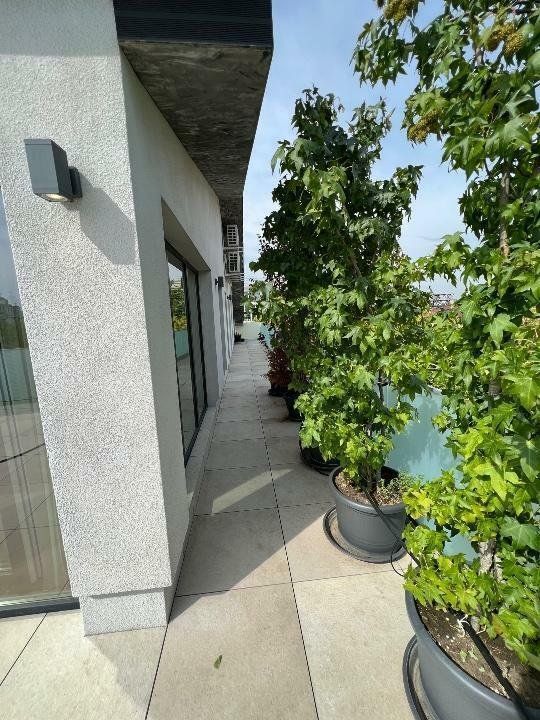 Apartament  cu 3 camere in Aviatiei