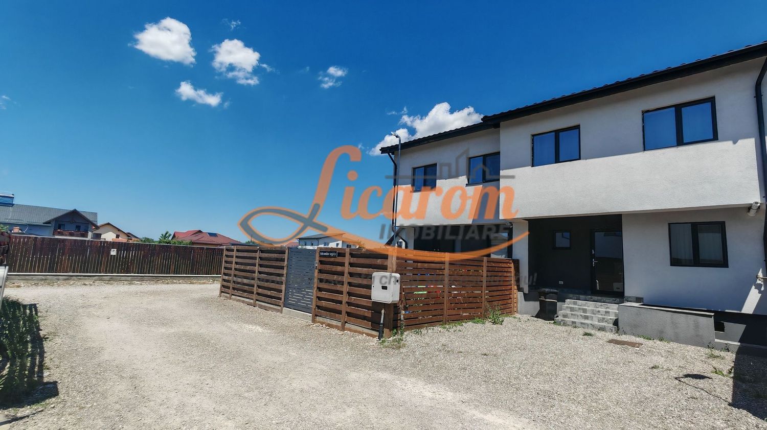 COMISION 0 . Vila LA CHEIE – IZVOR TARLUNGENI – P+E ,4 CAMERE.