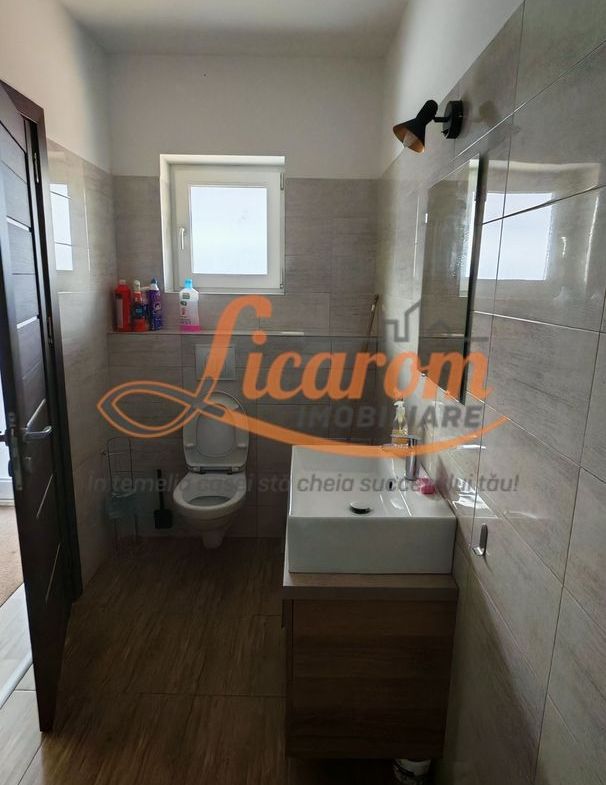 COMISION 0 . Vila LA CHEIE – IZVOR TARLUNGENI – P+E ,4 CAMERE.